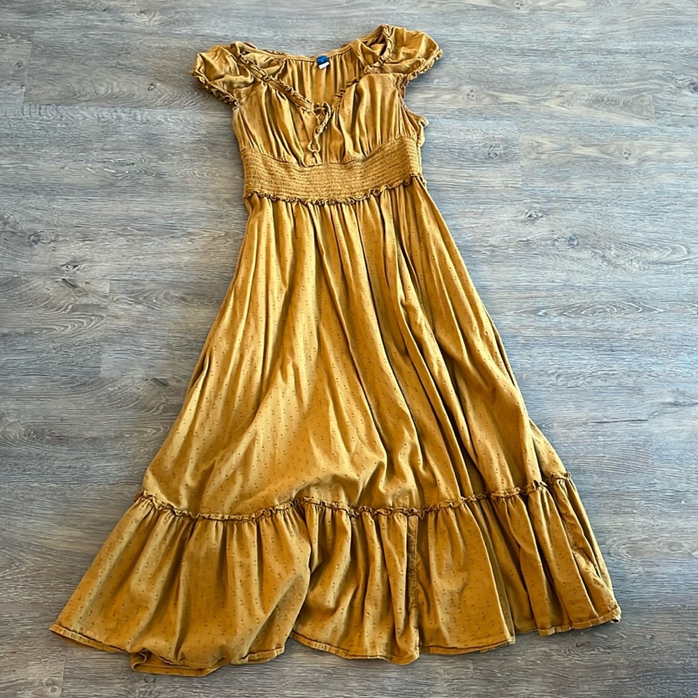 Old Navy Fit and Flair Puff Sleeve Prairie Dress